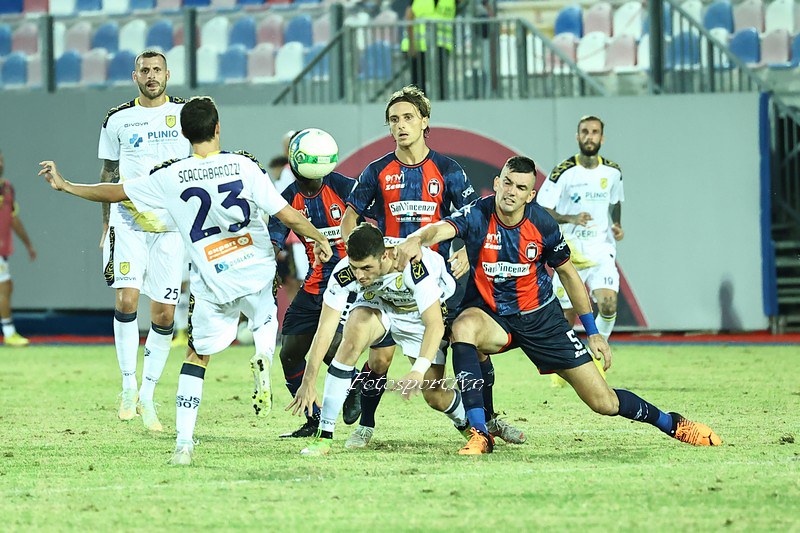 Serie C Girone C 2022 – 2023 6 Giornata: Crotone – Juve Stabia 1 – 0