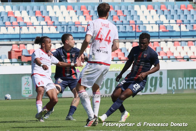 Serie B, 37ª Giornata: Pisa e Sassuolo in Serie A, Cosenza Retrocesso, Caos Playoff e Playout Serie B, 37ª Giornata: Pisa e Sassuolo in Serie A, Cosenza Retrocesso, Caos Playoff e Playout