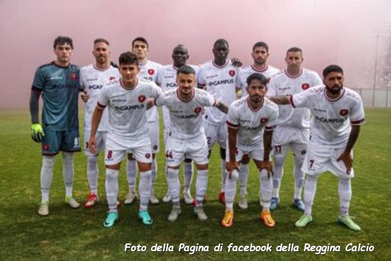 Reggina trionfa nel derby calabrese e vola in finale playoff Reggina trionfa nel derby calabrese e vola in finale playoff