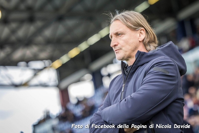 Davide Nicola e il Cagliari si separano: fine di un ciclo per i rossoblù Davide Nicola e il Cagliari si separano: fine di un ciclo per i rossoblù